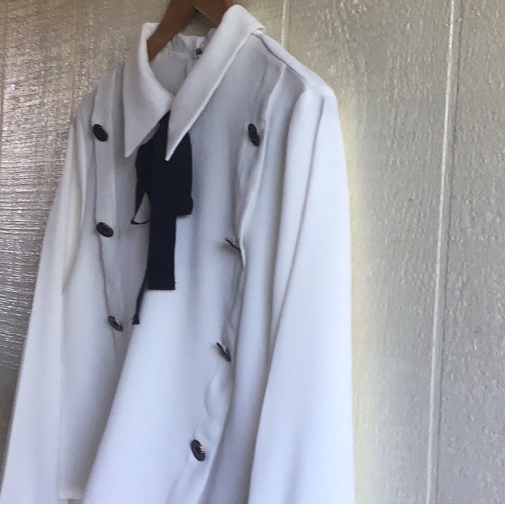 Storets Lucy gold buttons cropped black ribbon tie blouse - Picture 13 of 16